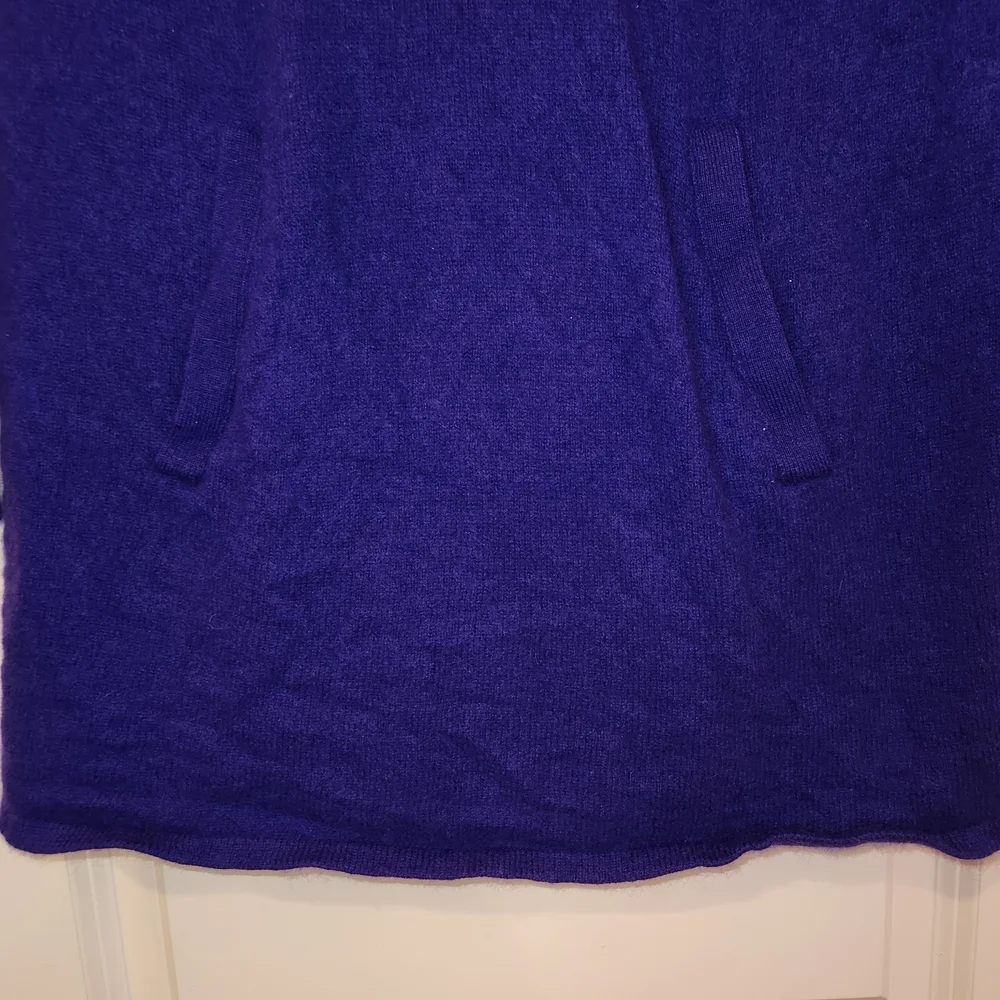 Claudia Nichole 100% Cashmere Turtleneck Tunic Sweater Royal Blue Size S Pockets